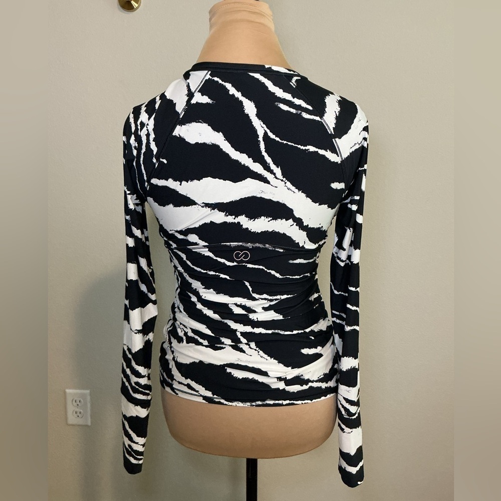 Black and White Zebra Print Women's Top - Picture 2 of 6